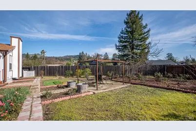 5036 Algiers Avenue, Santa Rosa, CA 95409 - Photo 31
