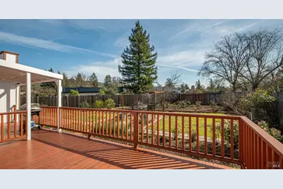 5036 Algiers Avenue, Santa Rosa, CA 95409 - Photo 27