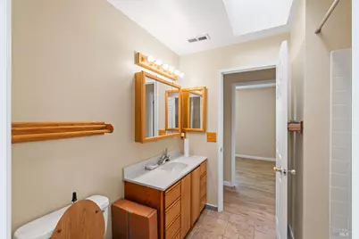 616 Emperor Drive, Suisun City, CA 94585 - Photo 25