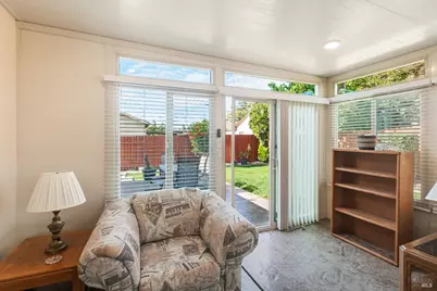 616 Emperor Drive, Suisun City, CA 94585 - Photo 35