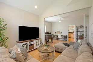 1238 Darling St, Napa, CA 94558 - Photo 13