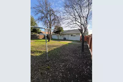 901 Johnson Street, Fairfield, CA 94533 - Photo 9