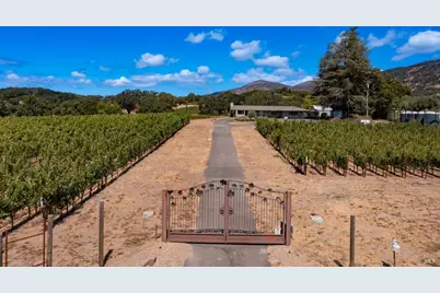 4094 E 3rd Avenue, Napa, CA 94558 - Photo 3