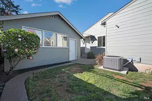 312 Benton St, Santa Rosa, CA 95401 - Photo 25