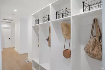 13605 Garric Avenue, Glen Ellen, CA 95442 - Photo 27