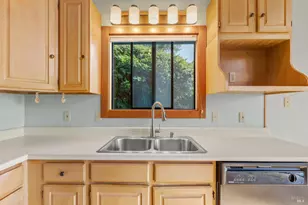 35520 Ocean View Ct, Gualala, CA 95445 - Photo 9