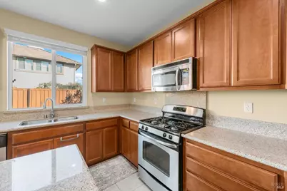 7079 Westminster Court, Vacaville, CA 95687 - Photo 15