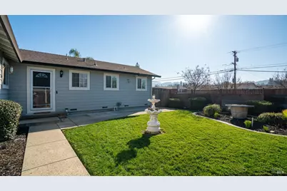 4020 Sacramento Avenue, Santa Rosa, CA 95405 - Photo 3