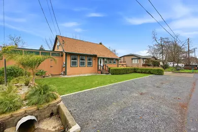 203 Cockrobin Avenue, Windsor, CA 95492 - Photo 3