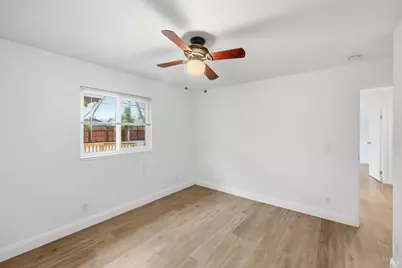 203 Cockrobin Avenue, Windsor, CA 95492 - Photo 21