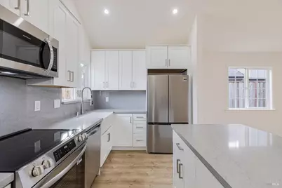 125 Saratoga Court, Petaluma, CA 94954 - Photo 9