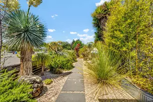 186 S Seymour St, Napa, CA 94559 - Photo 41