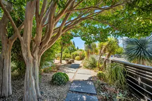 186 S Seymour St, Napa, CA 94559 - Photo 45