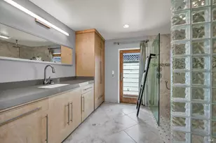 186 S Seymour St, Napa, CA 94559 - Photo 23