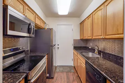 142 Del Rio Circle #2, Vacaville, CA 95687 - Photo 21