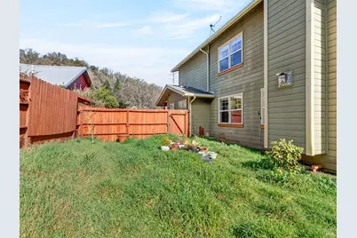605 Redwood Avenue, Ukiah, CA 95482 - Photo 41