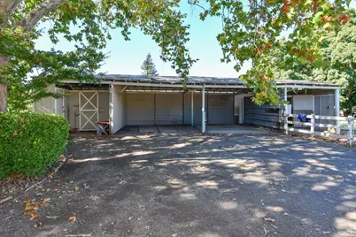 2060 Hagen Road, Napa, CA 94558 - Photo 33