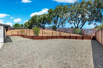 2135 E 2nd Street, Benicia, CA 94510 - Photo 93