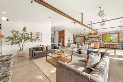 2135 E 2nd Street, Benicia, CA 94510 - Photo 13