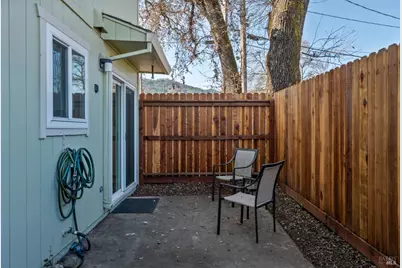 201 Main Circle, Ukiah, CA 95482 - Photo 17