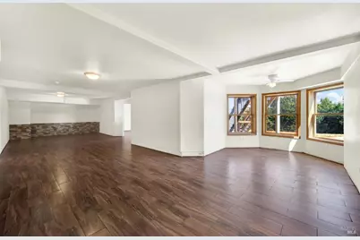 2136 Vineyard Hills Court, Vacaville, CA 95688 - Photo 49