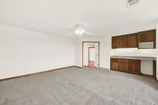 2136 Vineyard Hills Ct, Vacaville, CA 95688 - Photo 39