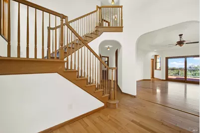 2136 Vineyard Hills Court, Vacaville, CA 95688 - Photo 11