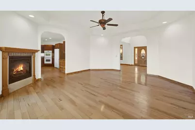 2136 Vineyard Hills Court, Vacaville, CA 95688 - Photo 17