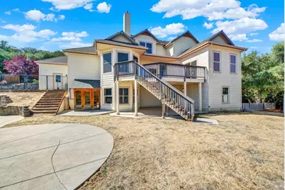 2136 Vineyard Hills Court, Vacaville, CA 95688 - Photo 73