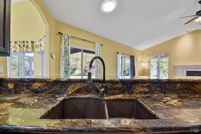 5828 Owl Hill Avenue, Santa Rosa, CA 95409 - Photo 15