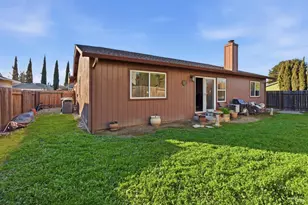 1433 Langley Way, Suisun City, CA 94585 - Photo 29