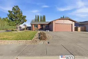 1433 Langley Way, Suisun City, CA 94585 - Photo 3