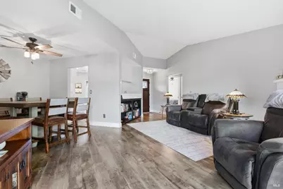 1433 Langley Way, Suisun City, CA 94585 - Photo 7