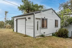 15741 Forest View Rd, Manchester, CA 95459 - Photo 19