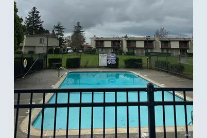 1090 Eleanor Avenue, Rohnert Park, CA 94928 - Photo 9