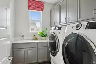 1805 Alvarado St, Petaluma, CA 94952 - Photo 53