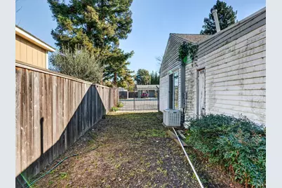 321 Roosevelt Street, Napa, CA 94558 - Photo 19