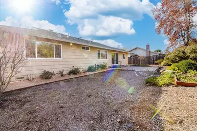 8902 Oak Trail Drive, Santa Rosa, CA 95409 - Photo 33