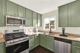 1837 Vermont St, Fairfield, CA 94533 - Photo 25