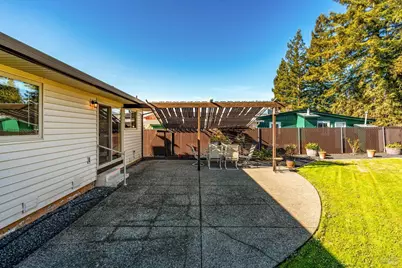 1477 Russell Avenue, Santa Rosa, CA 95403 - Photo 41