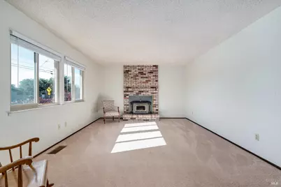 1477 Russell Avenue, Santa Rosa, CA 95403 - Photo 9