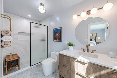 3990 Fairway Avenue, Oakland, CA 94605 - Photo 23