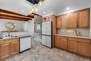 3990 Fairway Ave, Oakland, CA 94605 - Photo 17