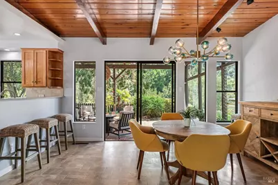 3990 Fairway Avenue, Oakland, CA 94605 - Photo 9