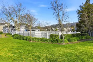 46 Mariners Cir, San Rafael, CA 94903 - Photo 41