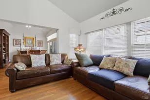 46 Mariners Cir, San Rafael, CA 94903 - Photo 5