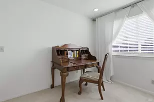 46 Mariners Cir, San Rafael, CA 94903 - Photo 25