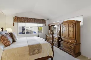 46 Mariners Cir, San Rafael, CA 94903 - Photo 21