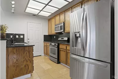 46 Mariners Circle, San Rafael, CA 94903 - Photo 7