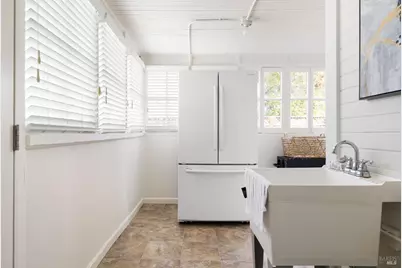 11 10th Street, Petaluma, CA 94952 - Photo 9